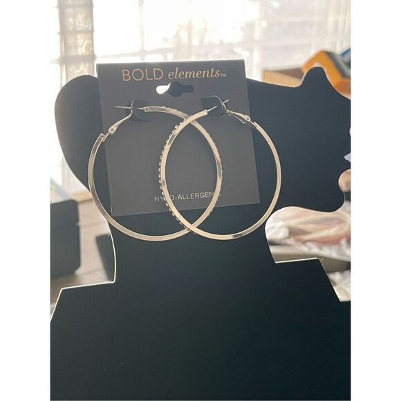 Bold Elements Lot of 2 Earrings Hoops Silver Tone Crystal Inlay & Gold Tone New - Picture 4 of 7